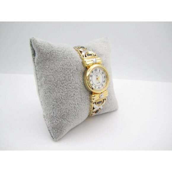 Women Wrangler Quartz WR Analog 22mm Round Watch (H745) "New Battery" - Picture 5 of 9